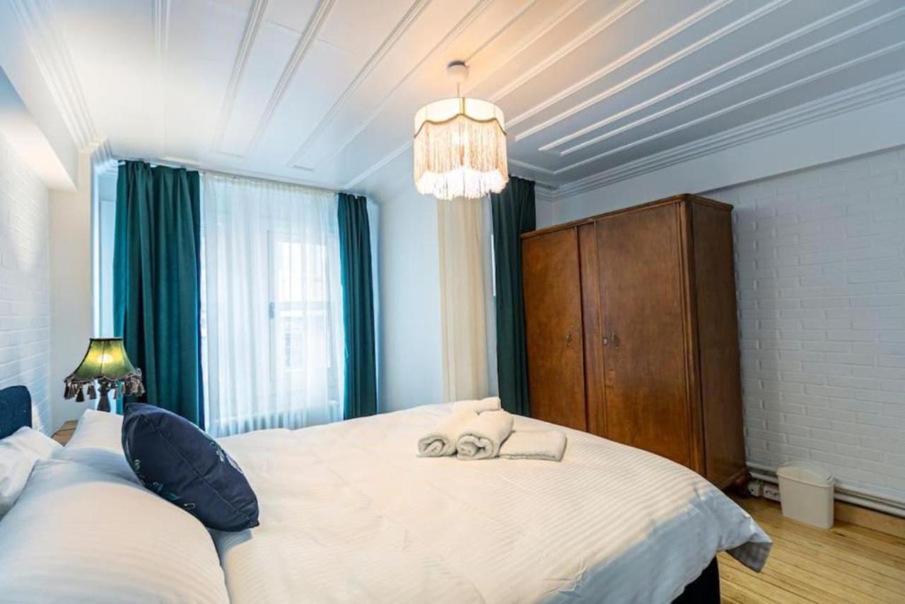 Historical 4-Br Home Steps From Besiktas Stadium & Bosphorus Views - Prime Nisantasi Location! Istanbul Eksteriør billede